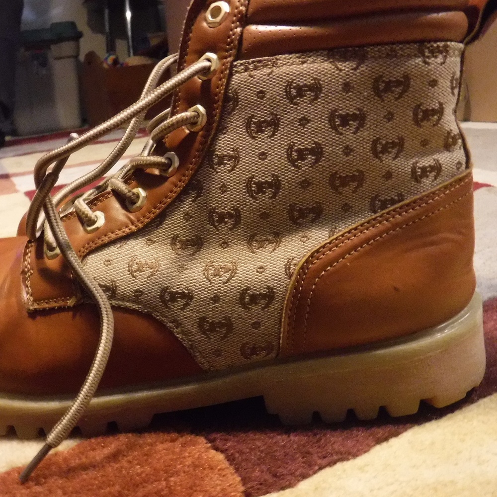 Phat farm mens size 12 boots